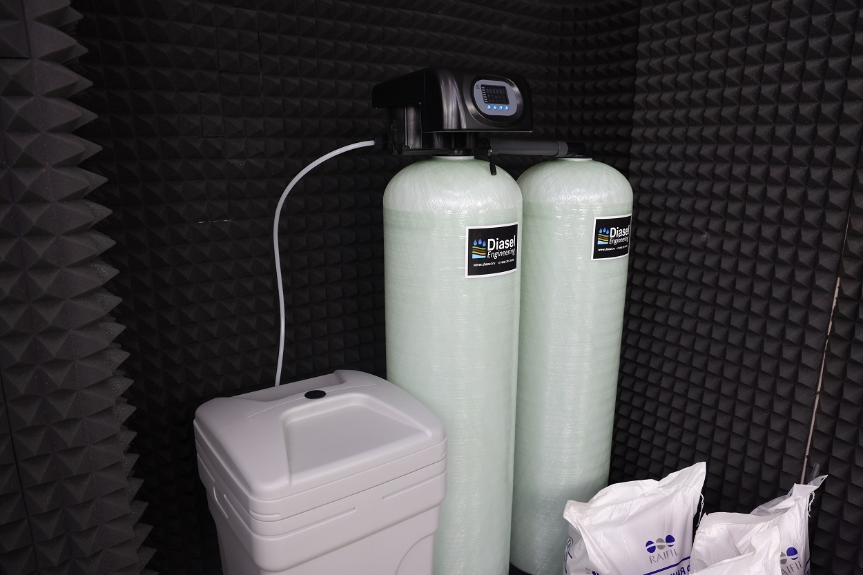 Фильтр умягчитель воды DFD 1252 TWIN