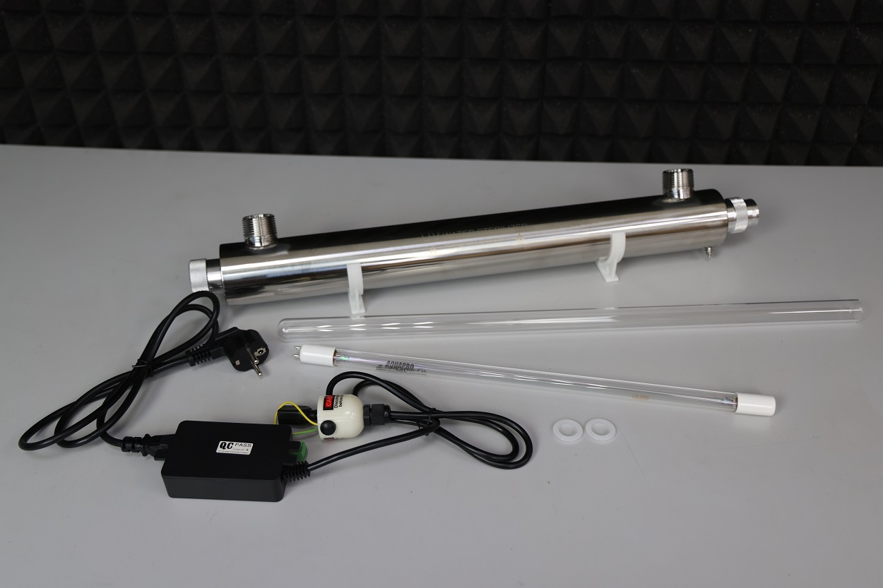 Стерилизатор ультрафиолетовый UV - 6