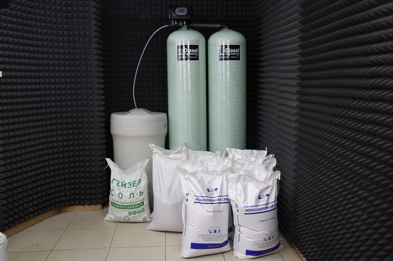 Умягчитель воды непрерывный DFD 1465 TWIN