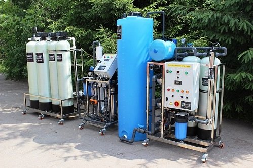 Установка для получения воды для фармацевтических целей